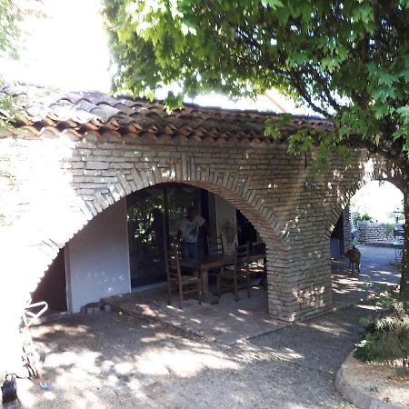 לינה וארוחת בוקר Couches L'Alivu מראה חיצוני תמונה